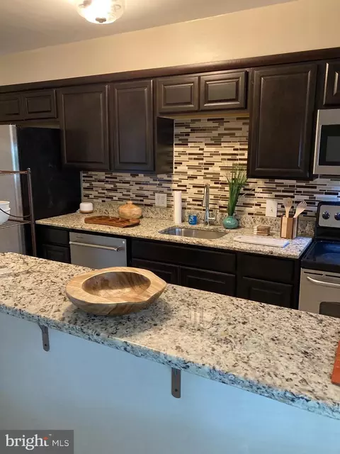 1124 Wedgewood Rd, Baltimore, MD 21229 photo 6