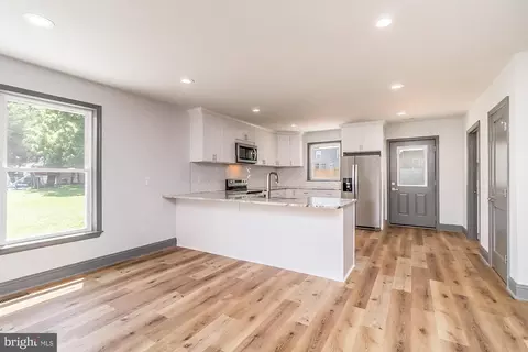 6809 Columbia Rd, Middle River, MD 21220 photo 6
