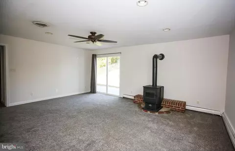 1206 Locust Ave, Halethorpe, MD 21227 photo 17