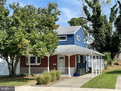 1206 Locust Ave, Halethorpe, MD 21227