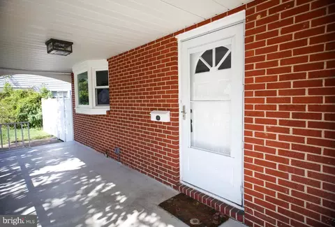 1206 Locust Ave, Halethorpe, MD 21227 photo 5