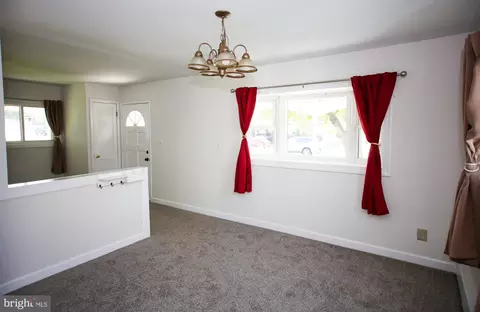 1206 Locust Ave, Halethorpe, MD 21227 photo 11