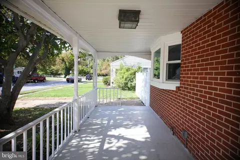 1206 Locust Ave, Halethorpe, MD 21227 photo 6