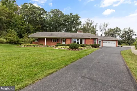 2 Bangert Ave, White Marsh, MD 21162 photo 2