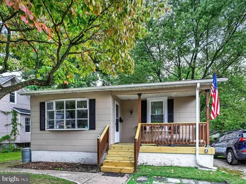 2812 Hillcrest Ave, Parkville, MD 21234