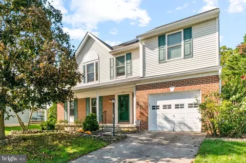 2106 Cross Trails Rd, Windsor Mill, MD 21244 photo 3