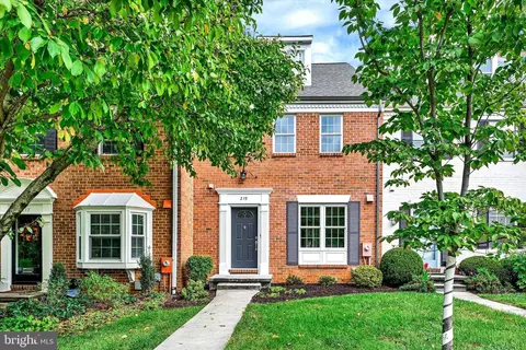 219 Castletown Rd, Lutherville Timonium, MD 21093