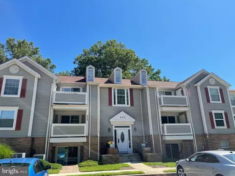 204 Long Cove Ln #C, Essex, MD 21221