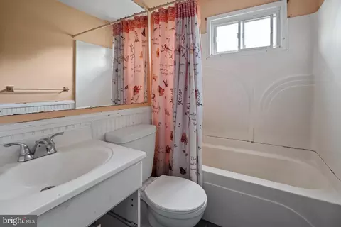 5529 Daybreak Ter, Baltimore, MD 21206 photo 3