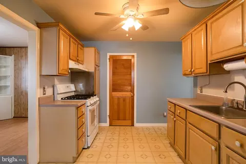 8141 Cornwall Rd, Dundalk, MD 21222 photo 15