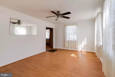 8141 Cornwall Rd, Dundalk, MD 21222 photo 3