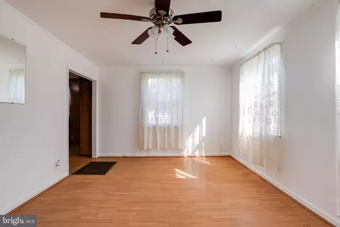 8141 Cornwall Rd, Dundalk, MD 21222 photo 4