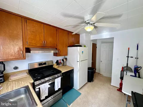 7151 Bexhill Rd, Windsor Mill, MD 21244 photo 9