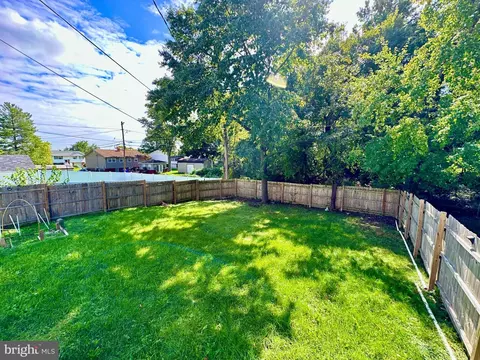 7151 Bexhill Rd, Windsor Mill, MD 21244 photo 14