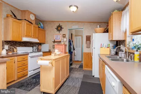 5 Short Ln, Sparrows Point, MD 21219 photo 19