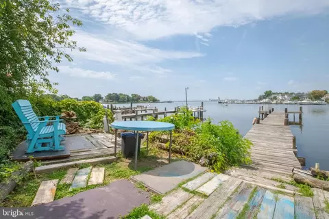 5 Short Ln, Sparrows Point, MD 21219 photo 2