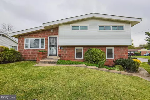 7400 Monita Rd, Pikesville, MD 21208