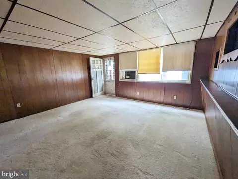 3193 Bero Rd, Halethorpe, MD 21227 photo 9