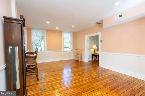 19 Walnut Ave, Baltimore, MD 21206 photo 36