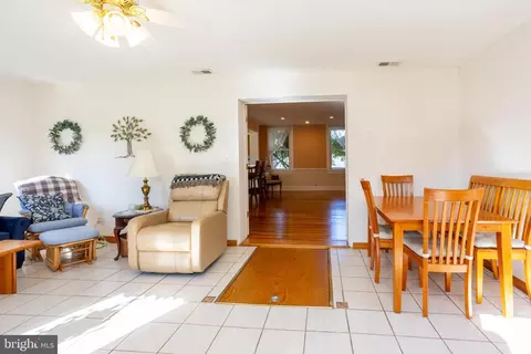 19 Walnut Ave, Baltimore, MD 21206 photo 29