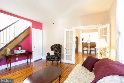 19 Walnut Ave, Baltimore, MD 21206 photo 3