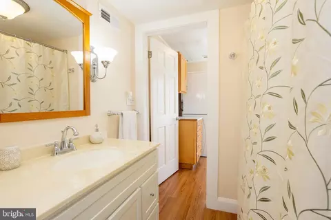 19 Walnut Ave, Baltimore, MD 21206 photo 42