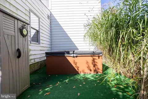 19 Walnut Ave, Baltimore, MD 21206 photo 20