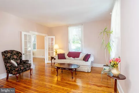 19 Walnut Ave, Baltimore, MD 21206 photo 24