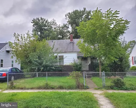 825 Martin Rd, Essex, MD 21221