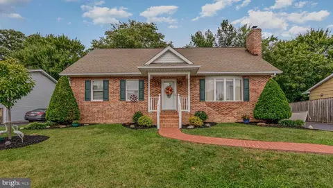 2008 Birch Rd, Essex, MD 21221
