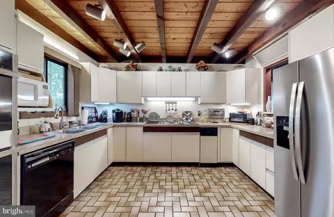 12893 Eagles View Rd, Phoenix, MD 21131 photo 10