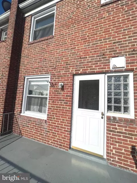 4457 Fenor Rd, Halethorpe, MD 21227 photo 8