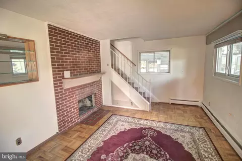 1210 Birch Ave, Halethorpe, MD 21227 photo 5