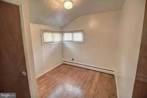 1210 Birch Ave, Halethorpe, MD 21227 photo 12