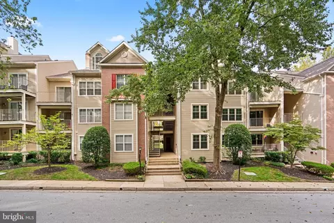 2322 Falls Gable Ln #I, Baltimore, MD 21209