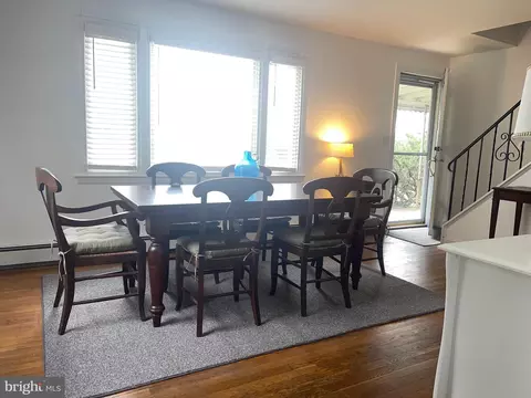726 Cliffedge Rd, Pikesville, MD 21208 photo 7