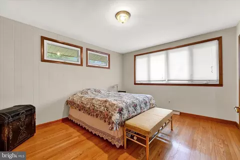 6828 Park Forrest Ln, Hydes, MD 21082 photo 14