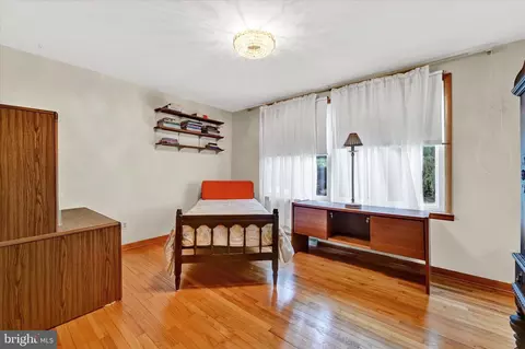 6828 Park Forrest Ln, Hydes, MD 21082 photo 18