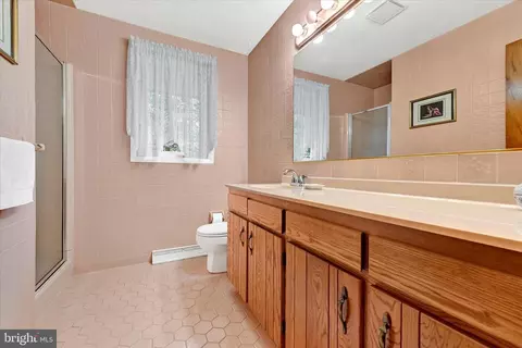6828 Park Forrest Ln, Hydes, MD 21082 photo 16