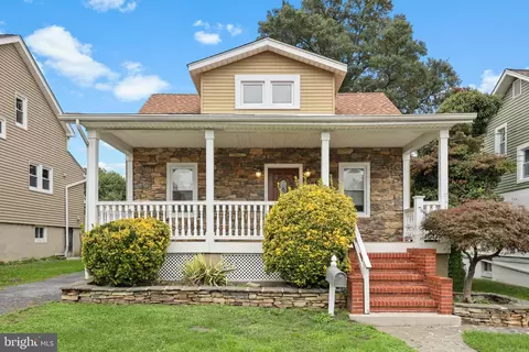 2902 Oakcrest Ave, Parkville, MD 21234