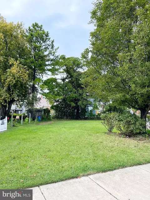 304-306 Sollers Point Rd, Dundalk, MD 21222