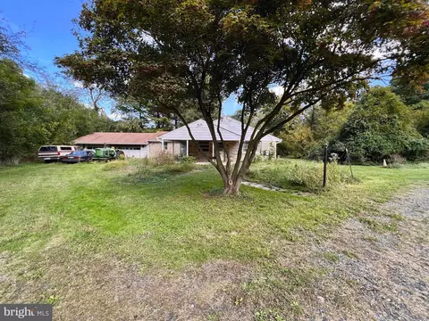 12944 Harford Rd, Hydes, MD 21082 photo 3