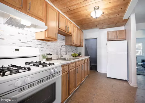 1956 Wareham Rd, Dundalk, MD 21222 photo 5
