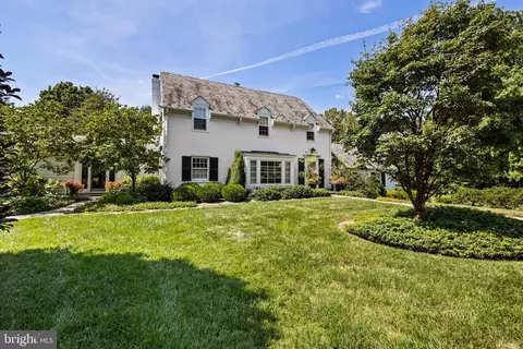 12 Meadow Rd, Baltimore, MD 21212
