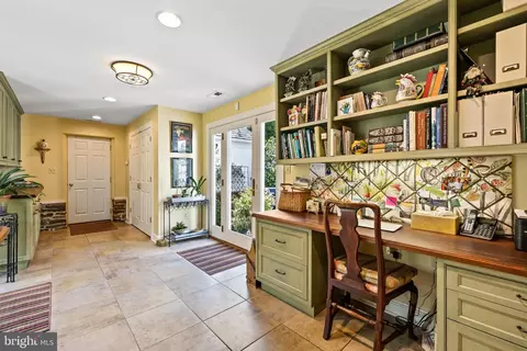 12 Meadow Rd, Baltimore, MD 21212 photo 28