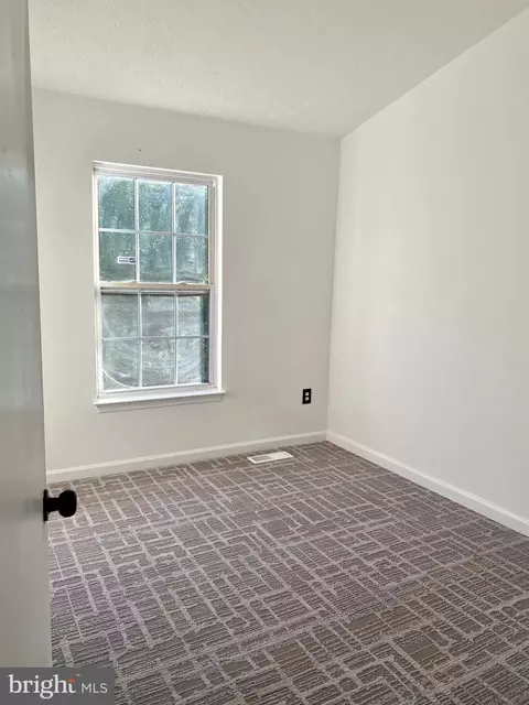 7525 Slate Dr, Windsor Mill, MD 21244 photo 13