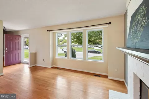 10 Malus Ct, Gwynn Oak, MD 21207 photo 5