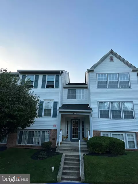 12 Jumpers Cir #276, Nottingham, MD 21236