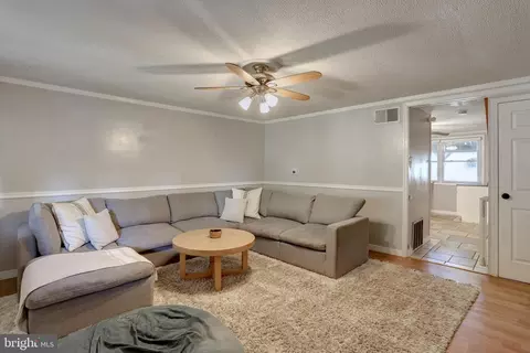 941 Imperial, Halethorpe, MD 21227 photo 14