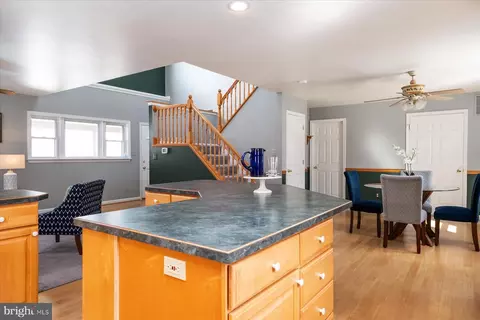 6925 River Drive Rd, Sparrows Point, MD 21219 photo 16